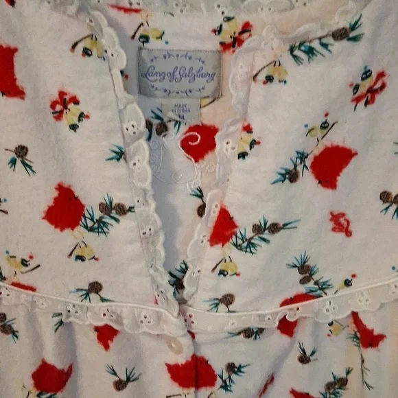 Lanz Medium White and Red Long-Sleeved Nightgown Pajamas - Picture 2 of 11